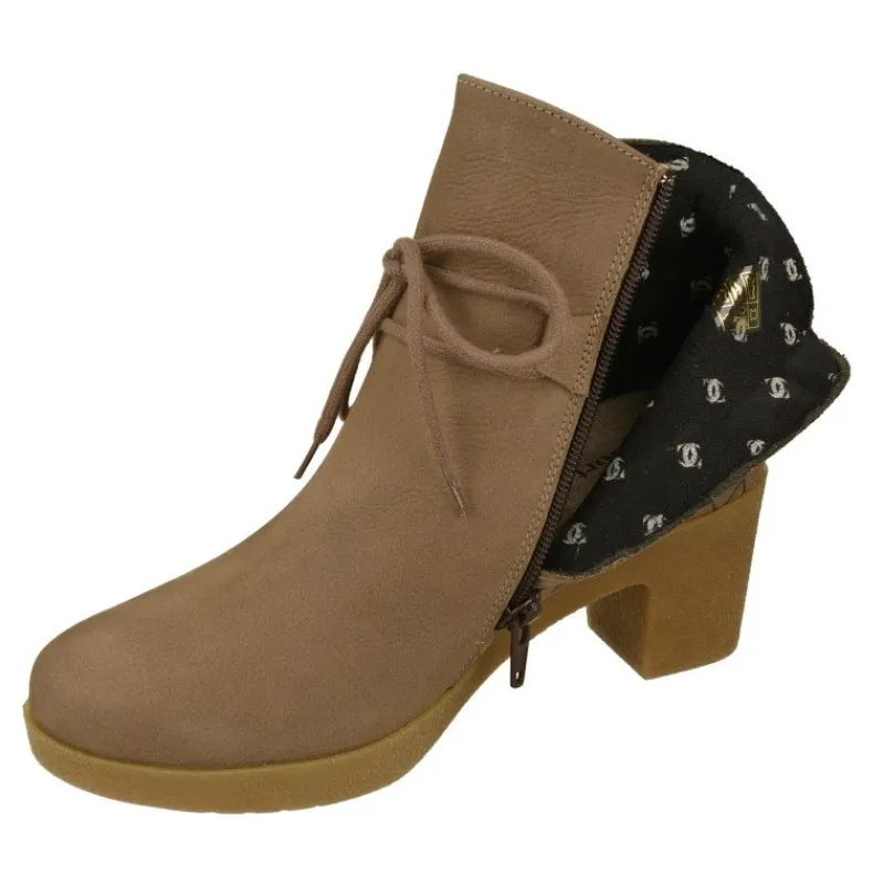 Comfort Class Botines|Botin De Comfortclass En Piel De Nobuck Acolchada Rombos. Piso De Goma Con Tacon Cuna De Gran Comodidad. Planta Natomica Extraib