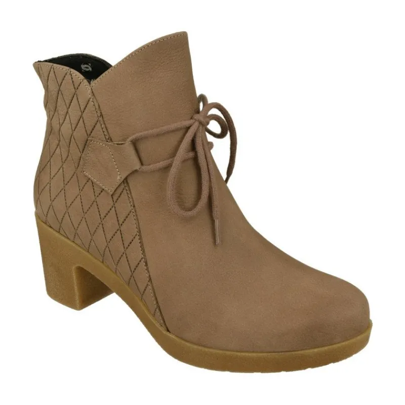 Comfort Class Botines|Botin De Comfortclass En Piel De Nobuck Acolchada Rombos. Piso De Goma Con Tacon Cuna De Gran Comodidad. Planta Natomica Extraib