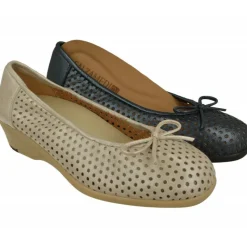 Calzamedi Zapatos Salon|Salon De De Piel Picada Con Lazo En Escote Y Hueco Con Goma Elastica, Piso De Poliuretano Y Planta Extraible