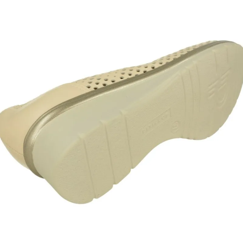 PITILLOS Zapatos Salon|Salon De Con Escote Pico Y Pala Perforada Y Transpirable. Elastico Ajustable Y Piso De Cuna De Poliuretano Beige