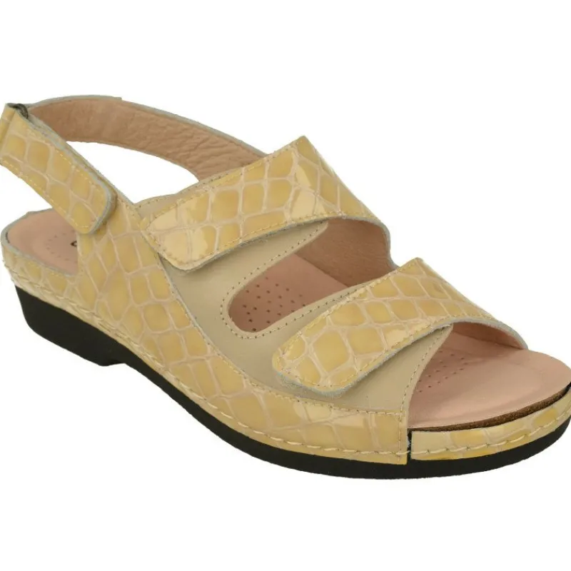Comfort Class Sandalias|Sandalia De (Essential) En Piel Grabada Charol Con Triple Tira Ajustable De Velcro Y Con Piso De Poliuretano Beige