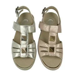 G Comfort Sandalias|Sandalia De En Piel Metalizada Con Tira De Pedreria Y Ajuste Por Velcro Con Piso De Cuna Y Planta Anatomica