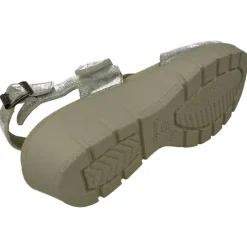 G Comfort Sandalias|Sandalia De En Piel Metalizada Con Tira De Pedreria Y Ajuste Por Velcro Con Piso De Cuna Y Planta Anatomica