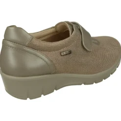 G Comfort Velcros|Velcro De En Piel Grabada Nacarada Con Tira Ajustable Y Piso De Cuna De Poliuretano De Gran Confort De Pisada Y Planta Beige