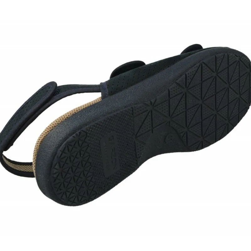 Garzon Zapatillas De Calle|Zapatilla Sandalia De Con Triple Velcro Ajustable En Tejido Bamara Picado Con Piso De Caucho Y Horma De Ancho Especial.